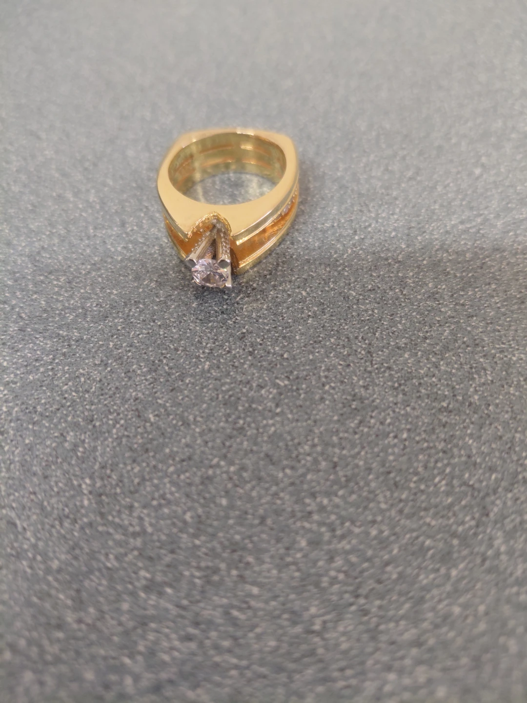 Gold diamond ring - photo 2