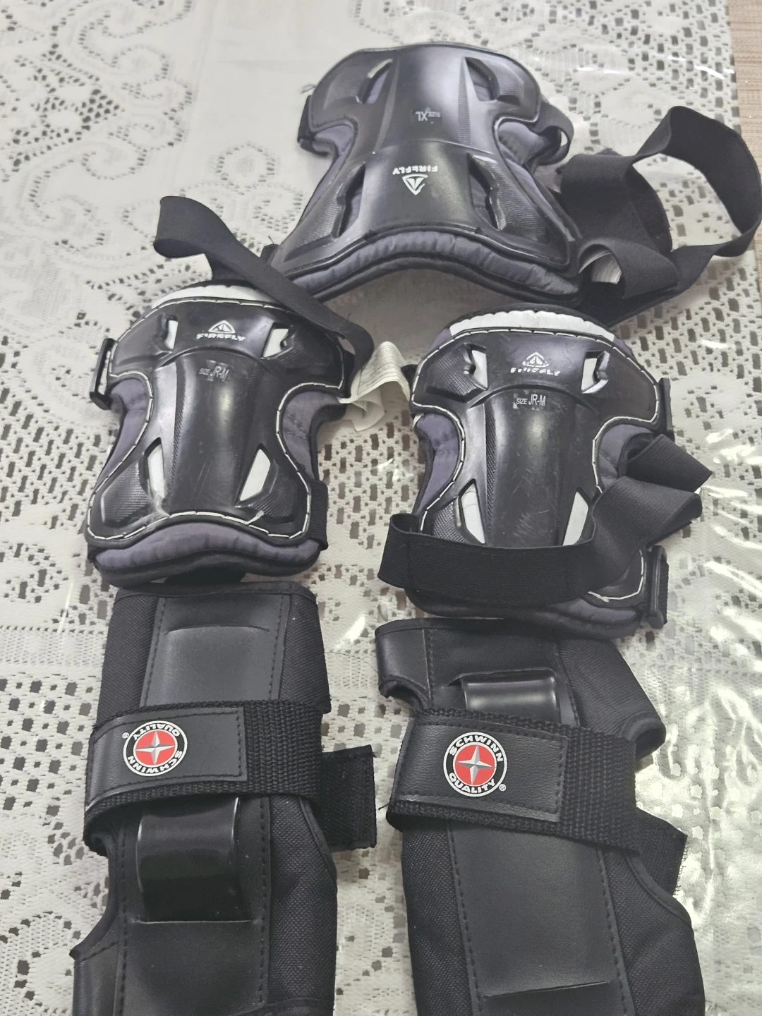Schwinn Firefly Kids Protective Gear Set