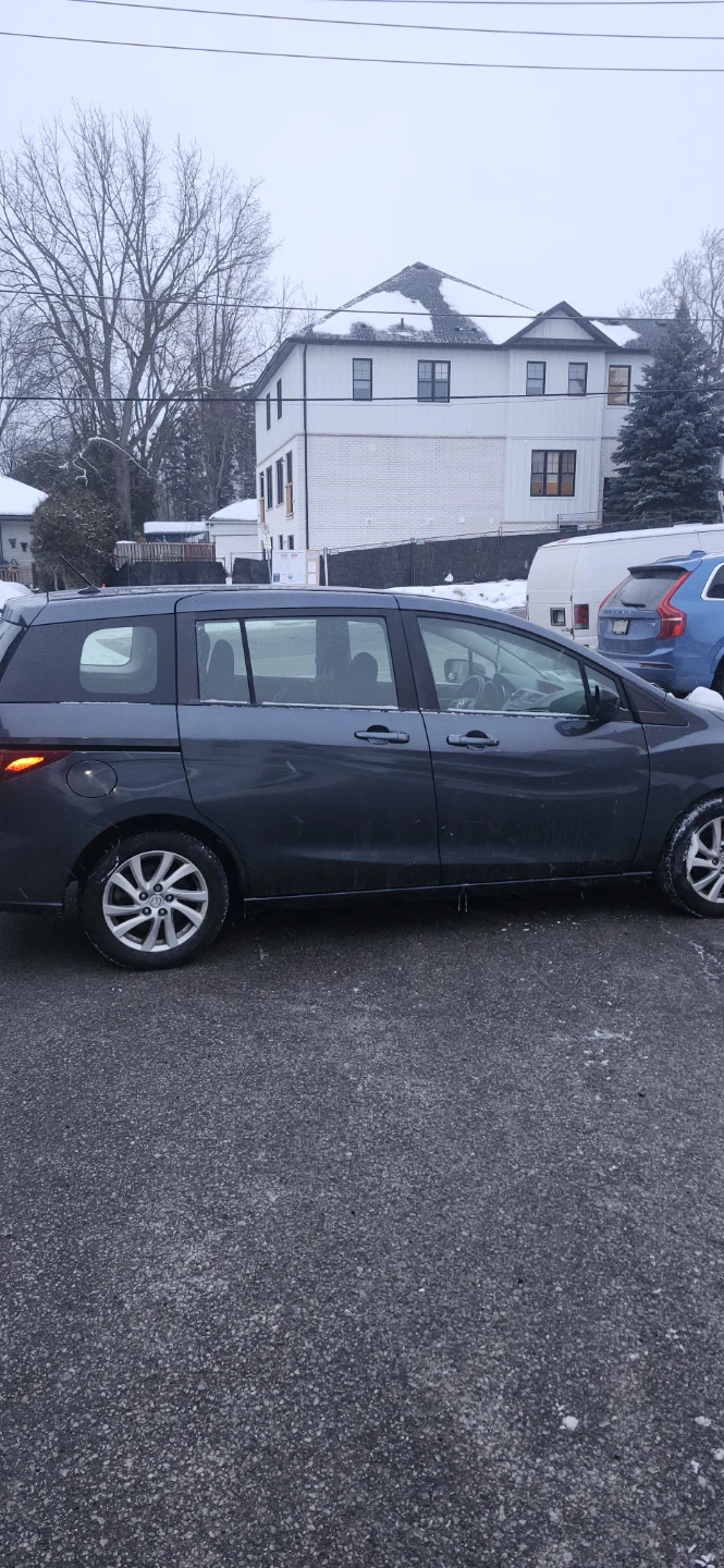 Mazda 5 2012 - photo 2