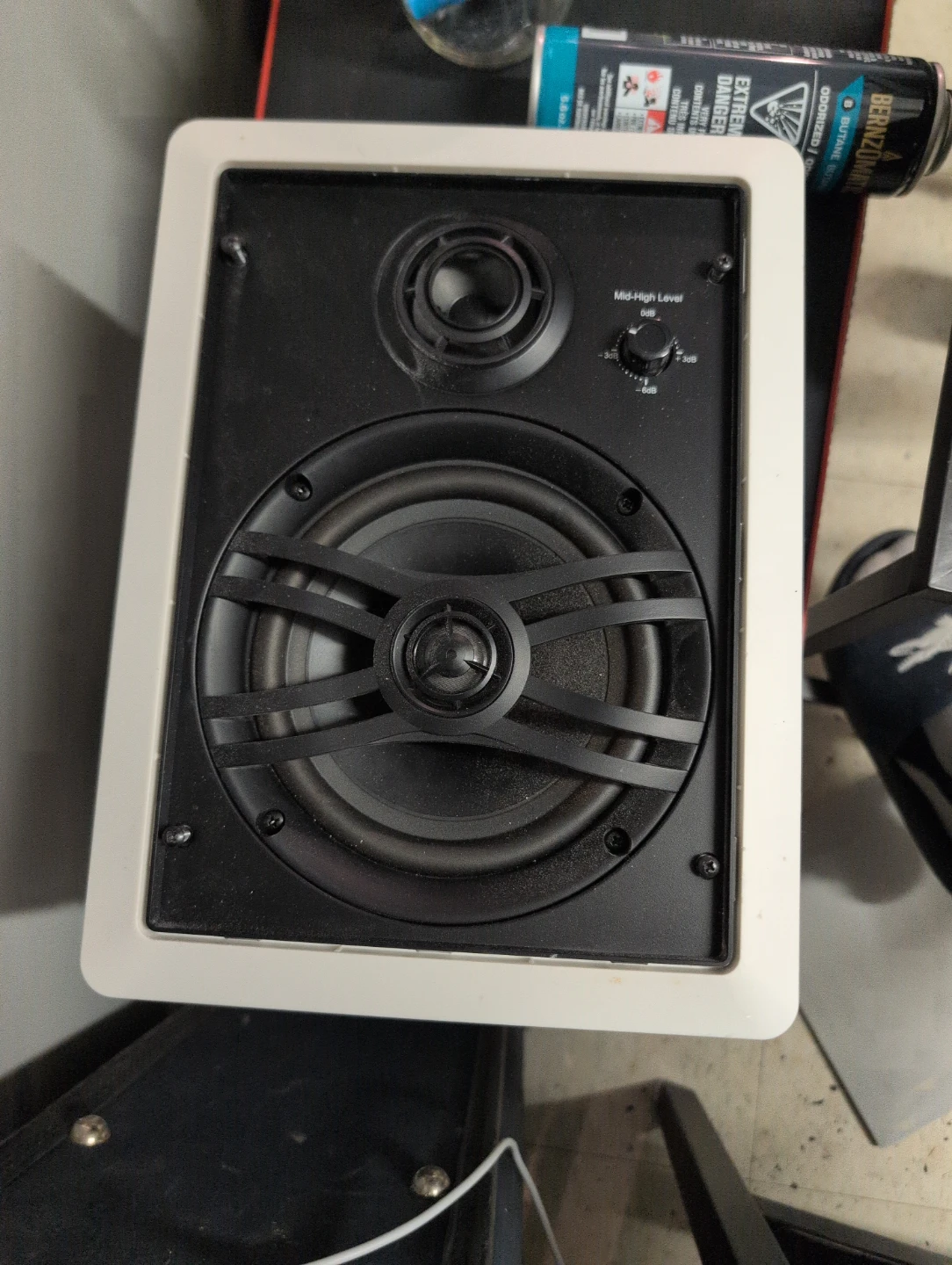 Yamaha White Wall Mount Speaker - photo 2