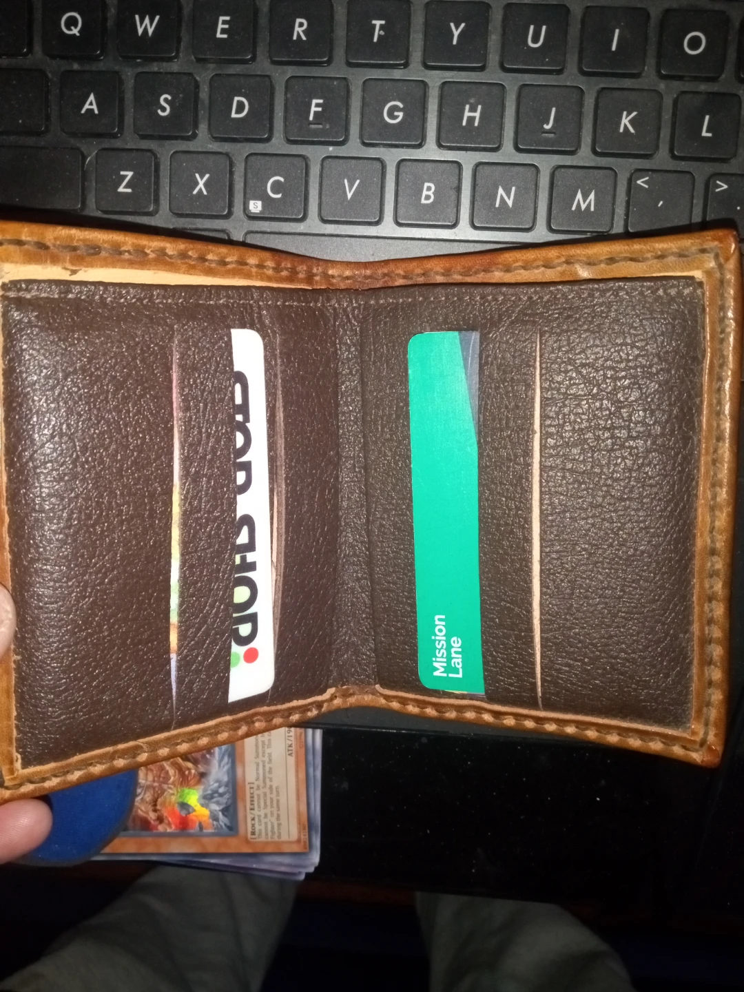 Embossed Leather Bifold Wallet with Deer and Roses - photo 4