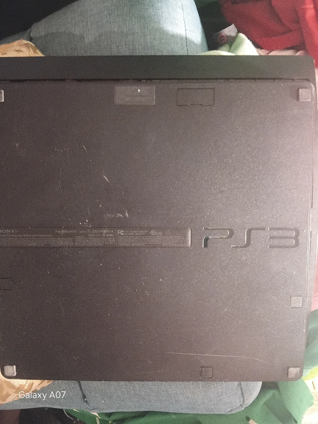 Sony PlayStation 3 PS3 Console with Controller
