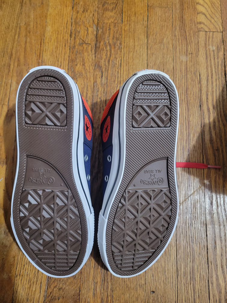 Converse All Star Mid Top Sneakers Brand New - photo 2