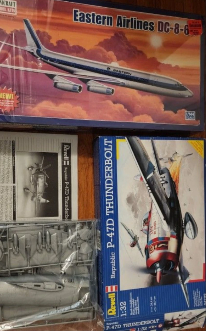 Revell Republic P-47D Thunderbolt Model Kit