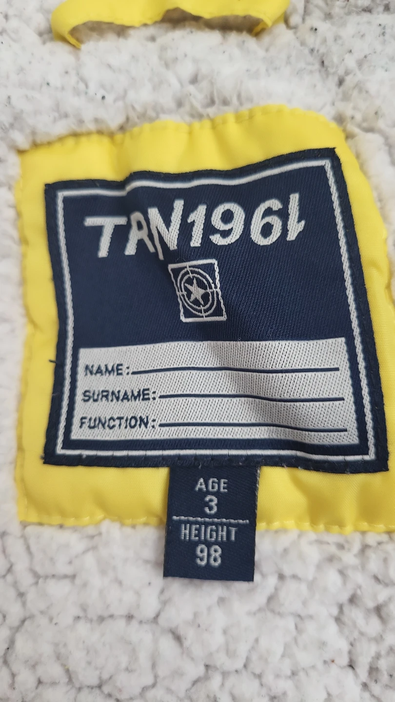 TAN1961 Kids Yellow Puffer Jacket. Size 3 years - photo 2