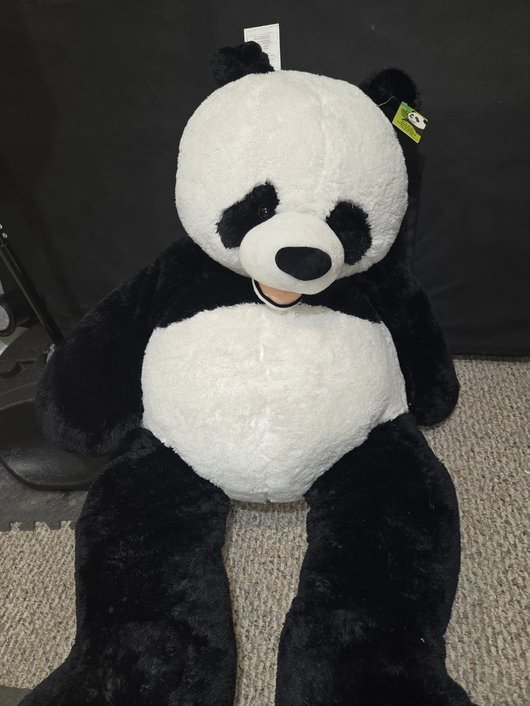 HUGE FUN Giant Plush Panda 1.35m (53 in.) - photo 3