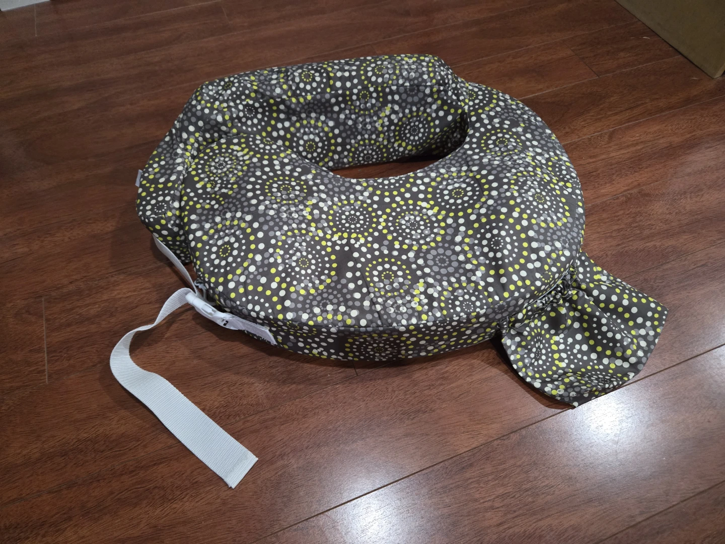 MyBreastFriend nursing pillow