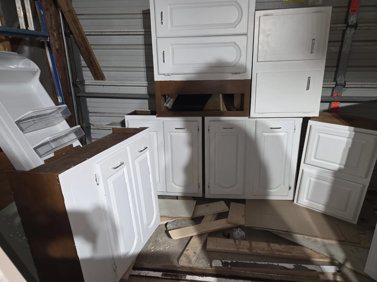 White Kitchen Cabinets