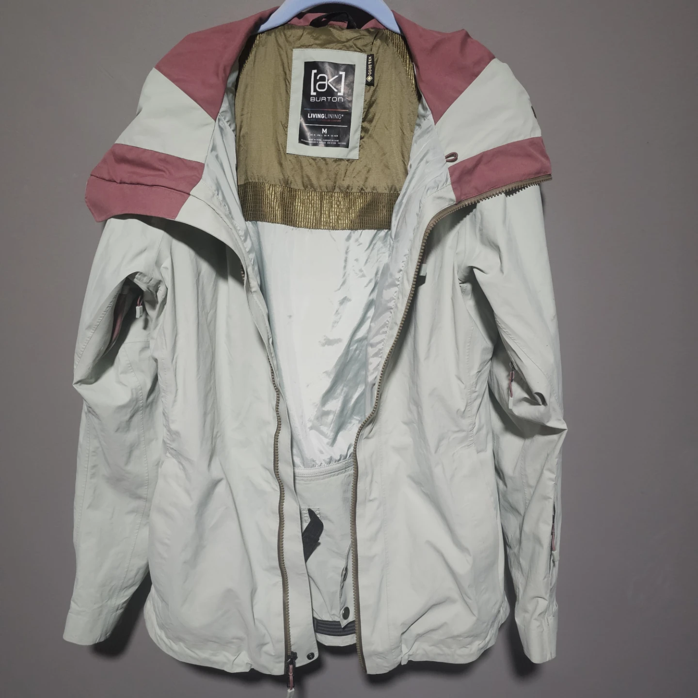 ak Burton GORE-TEX Snowboard Jacket - Size Medium