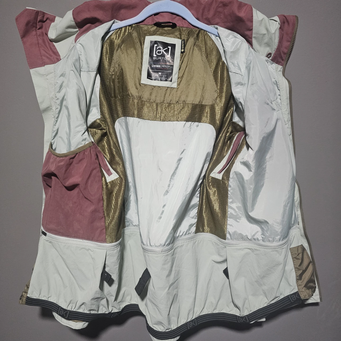 ak Burton GORE-TEX Snowboard Jacket - Size Medium - photo 4