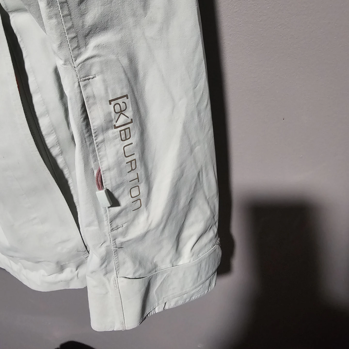 ak Burton GORE-TEX Snowboard Jacket - Size Medium - photo 5
