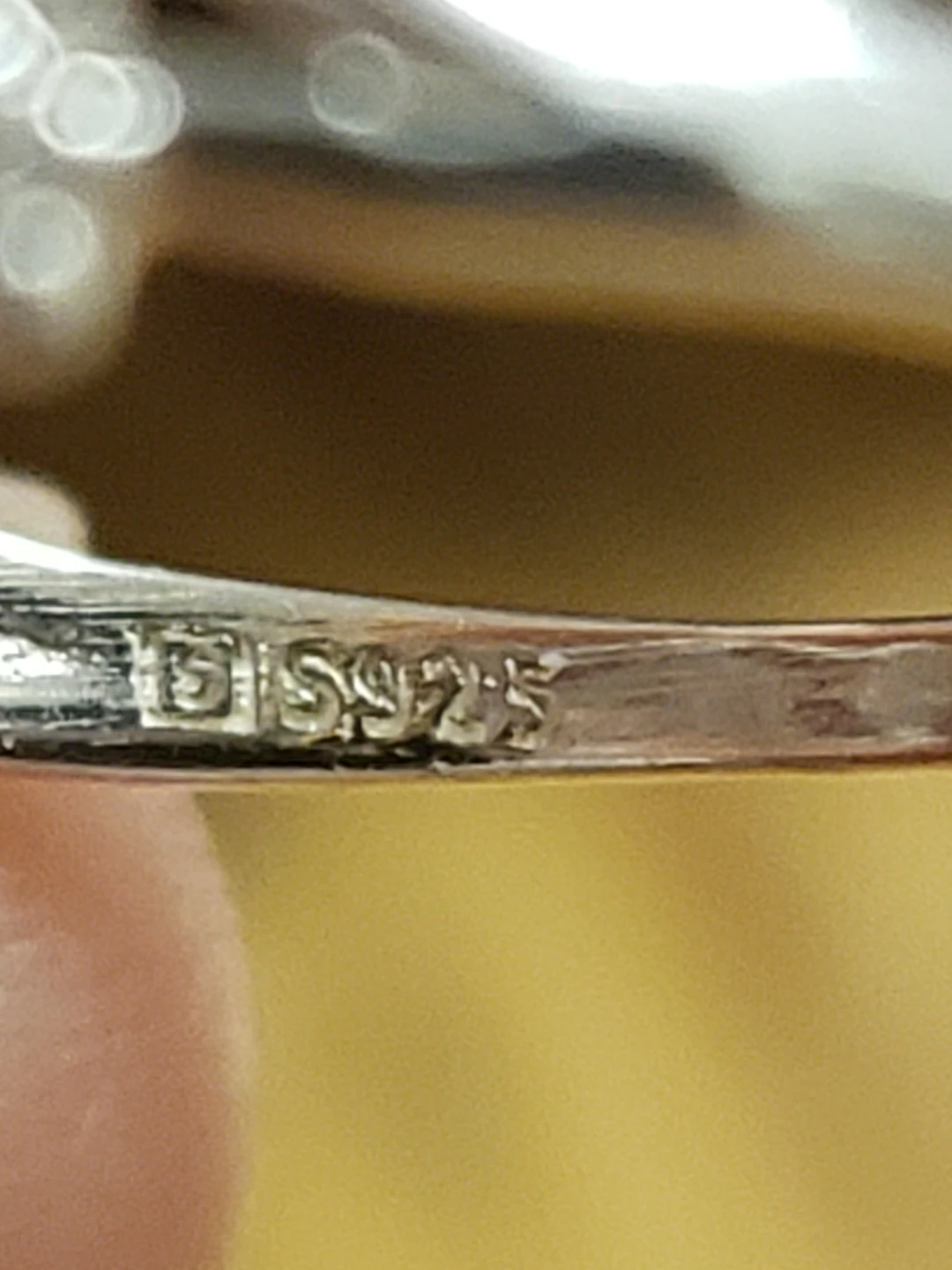 925 Silver Ring with CZ Stones.adjustable.fit  size 5 to 7 - photo 4