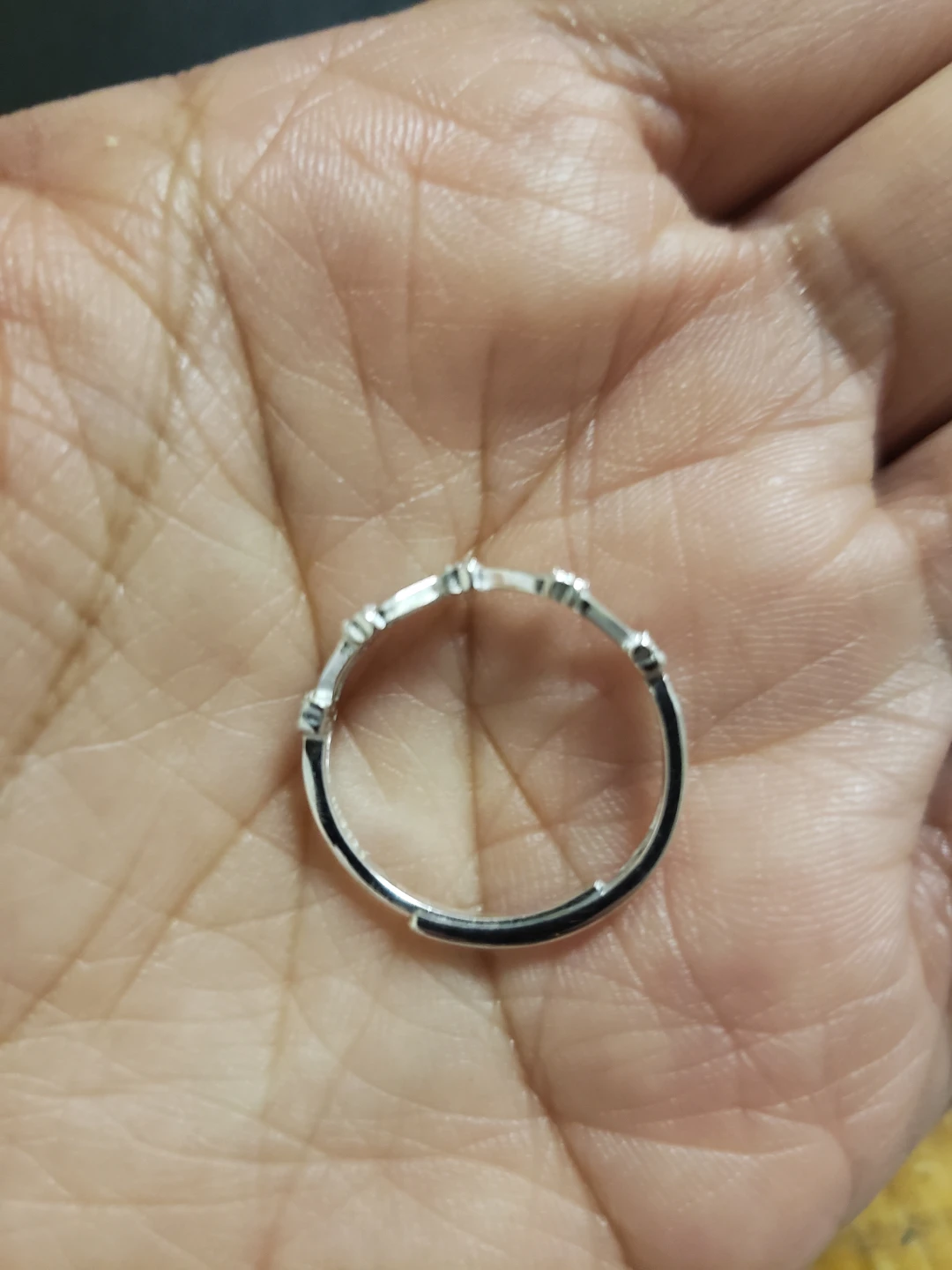 925 Silver Ring with CZ Stones.adjustable.fit  size 5 to 7 - photo 5
