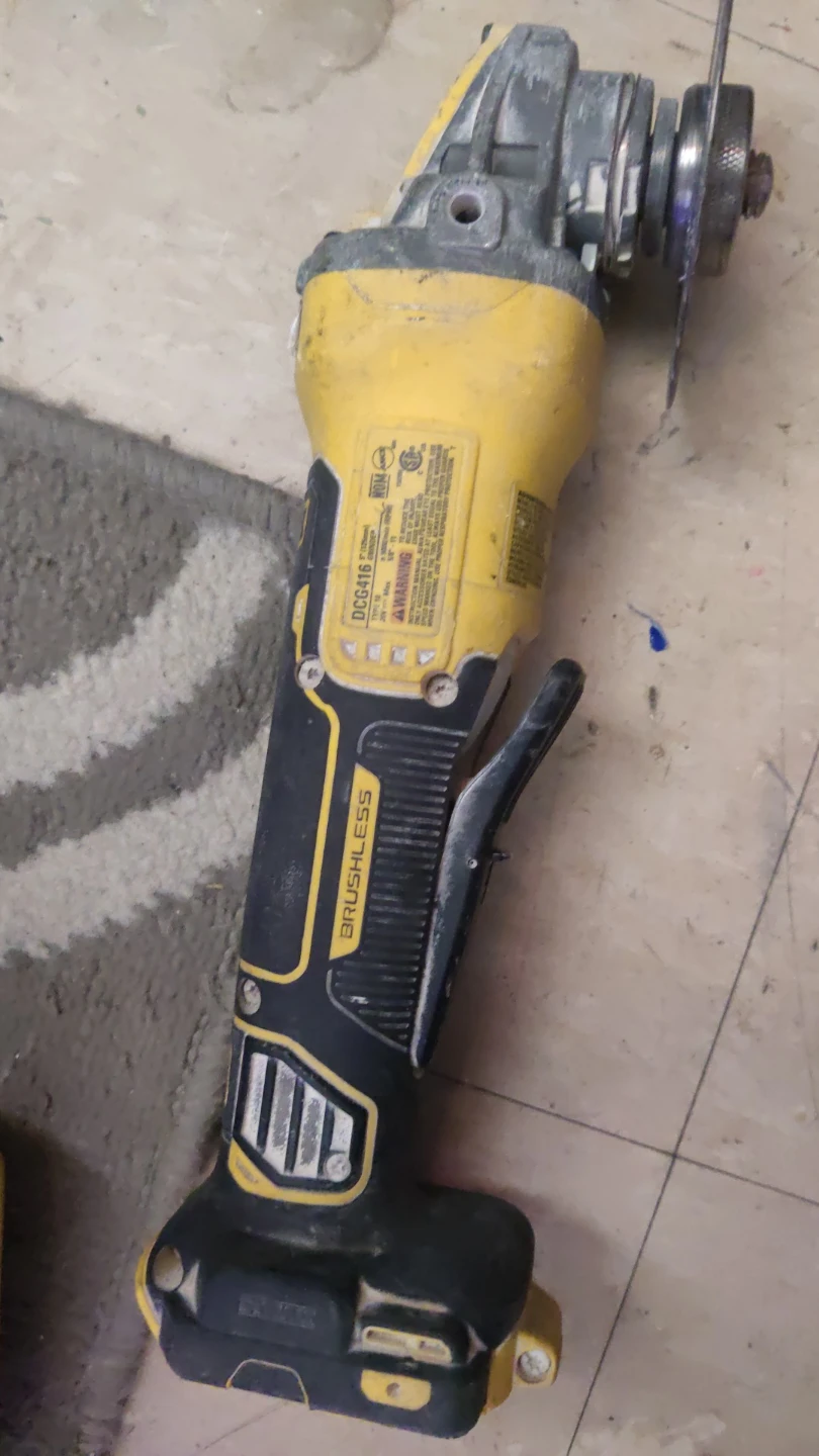 DEWALT 20V Brushless Grinder