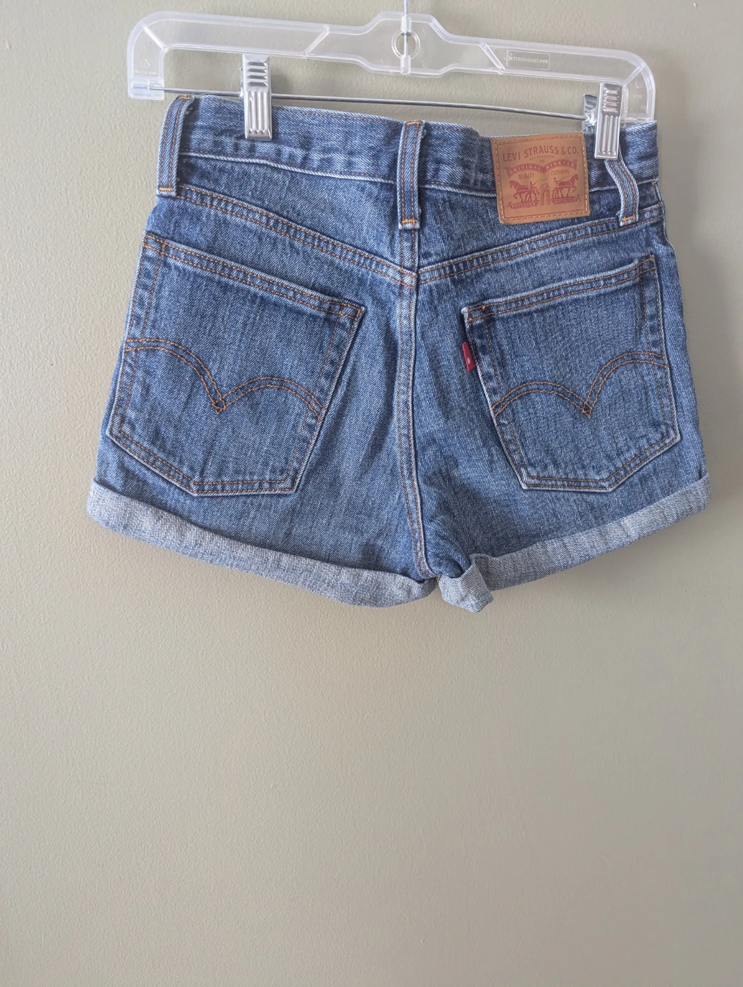 Levi's Women's Denim Shorts Size 26 - photo 2