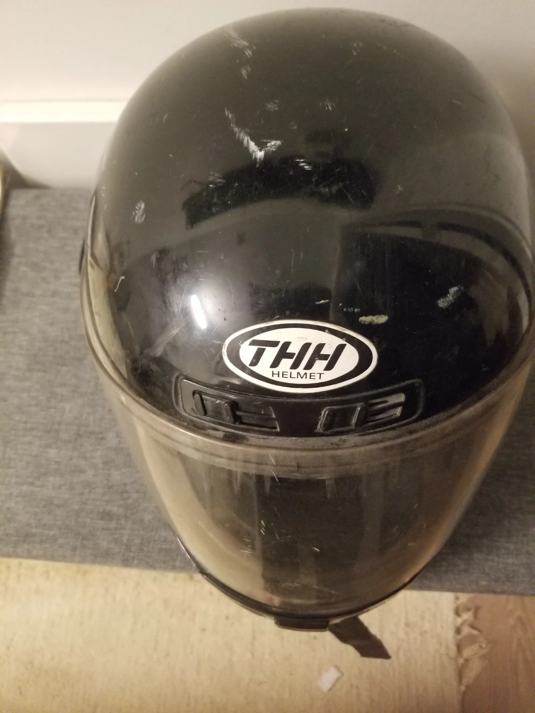 Motorcycle helmet
