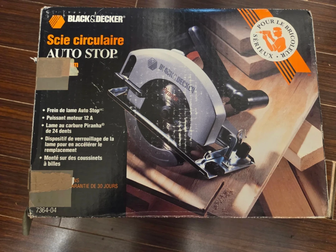 Black & Decker Auto Stop 12 Amp Circular Saw