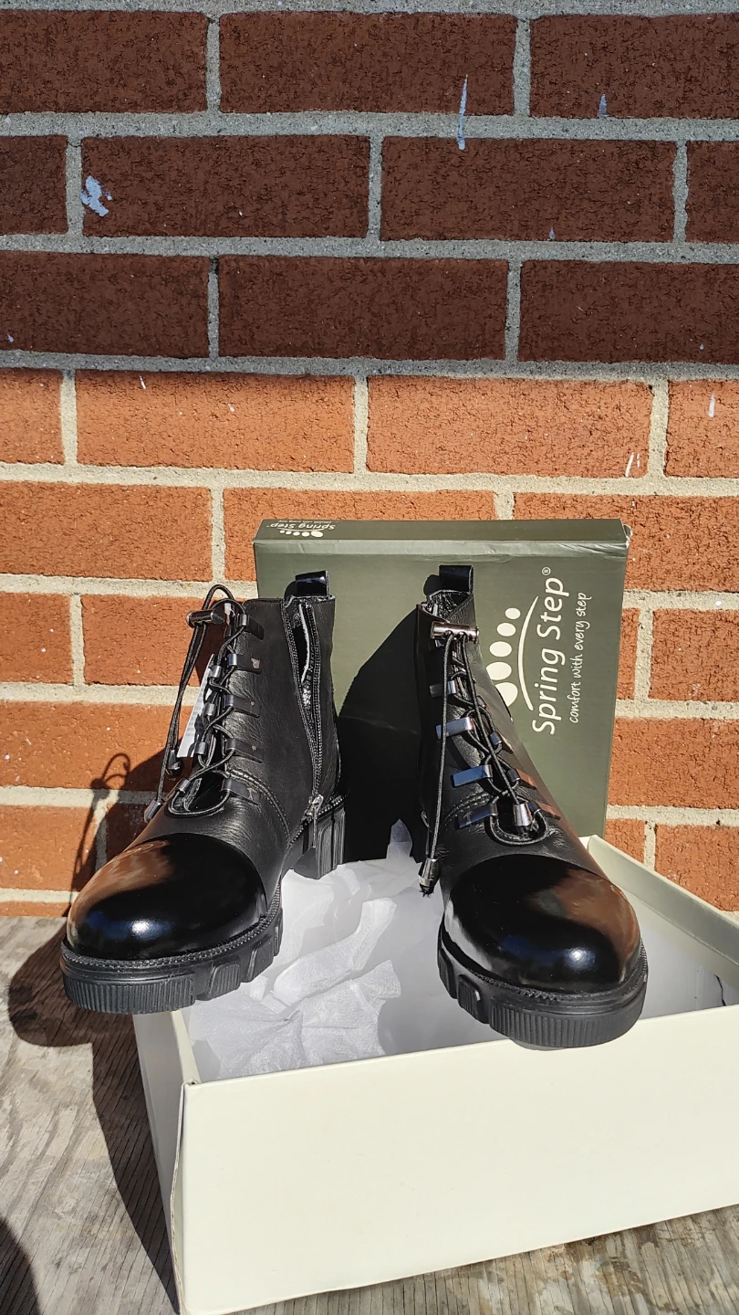 Spring Step Black Leather Combat Boots