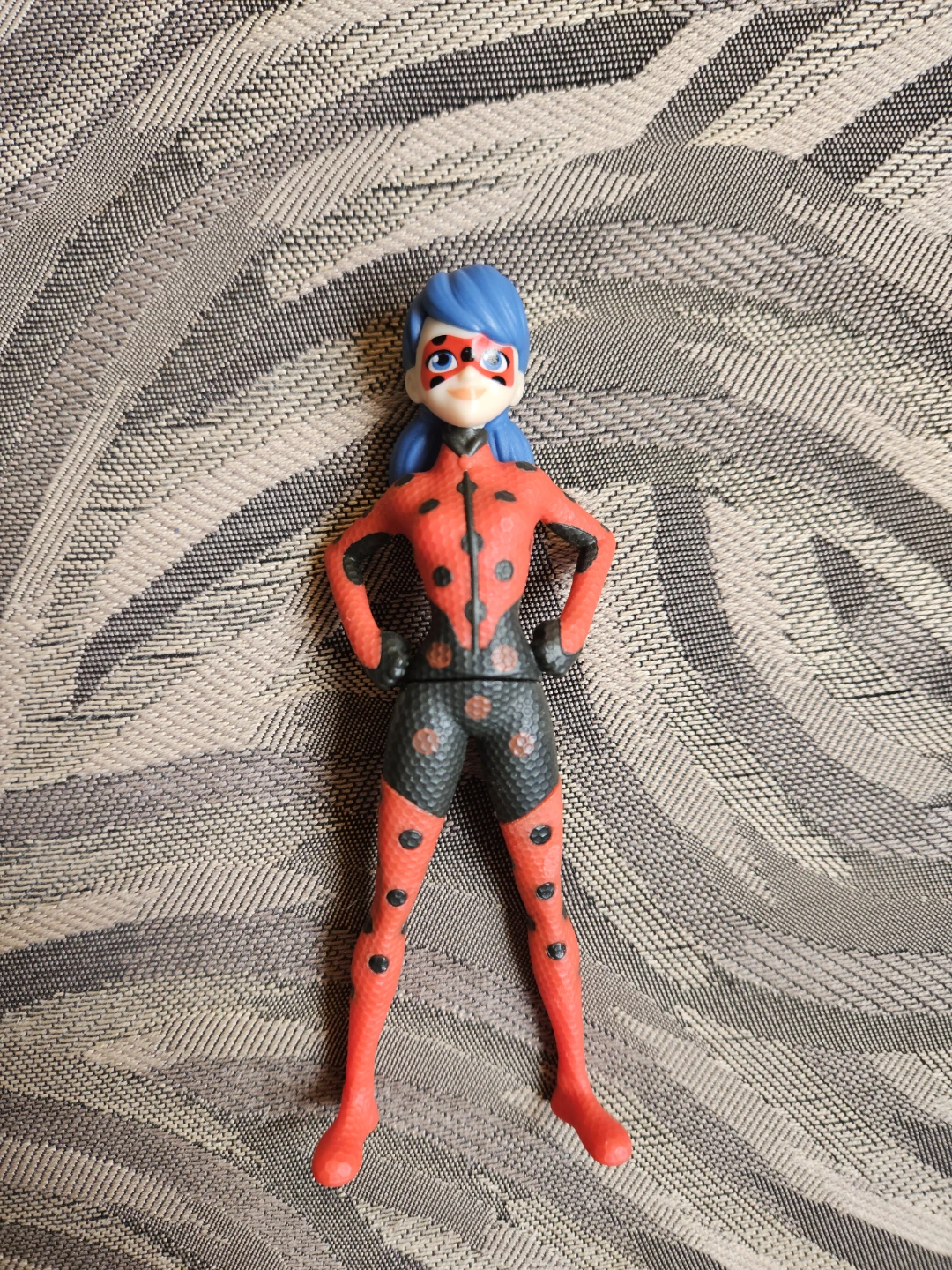Miraculous Ladybug & Cat Noir Figures - photo 2