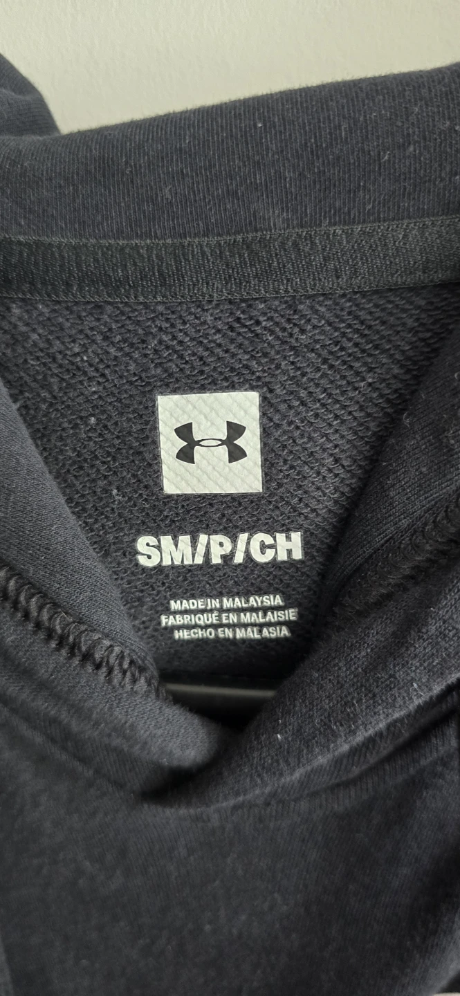 Under Armour Black Short Sleeve Hoodie SM/P/CH - photo 3