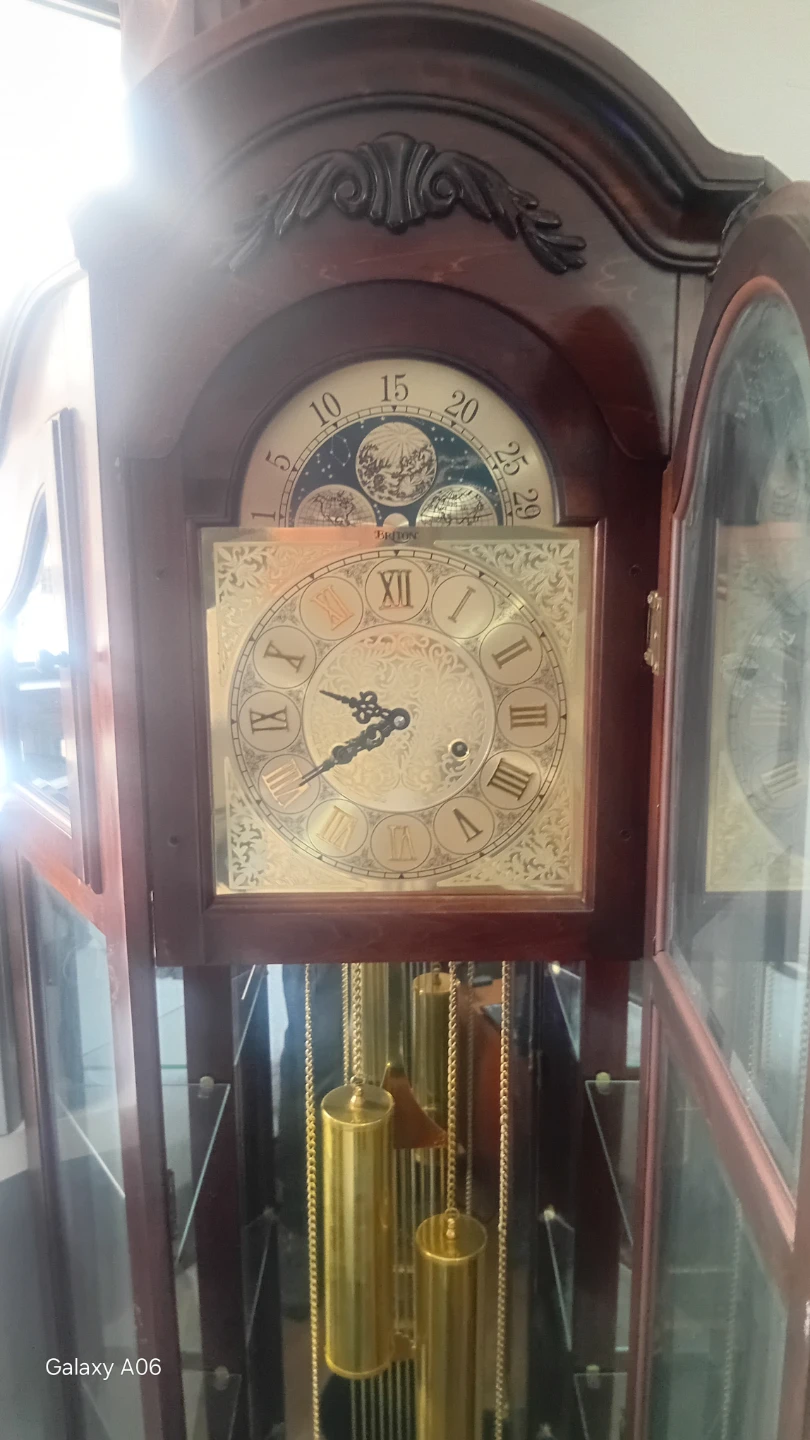 Briton  Howard Miller Grandfather Clock from a limited edition - photo 3