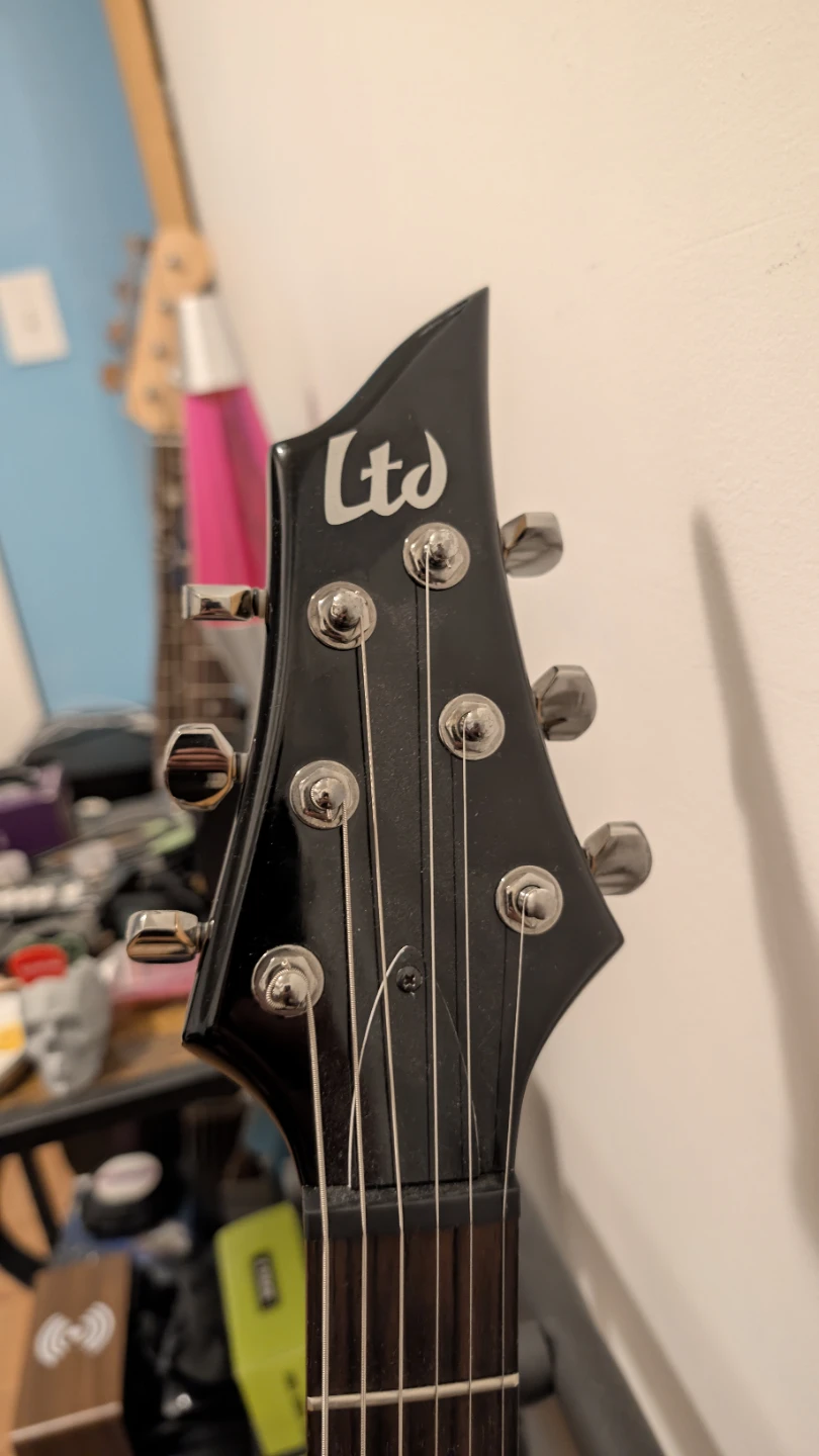 LTD Electric Guitar - photo 2