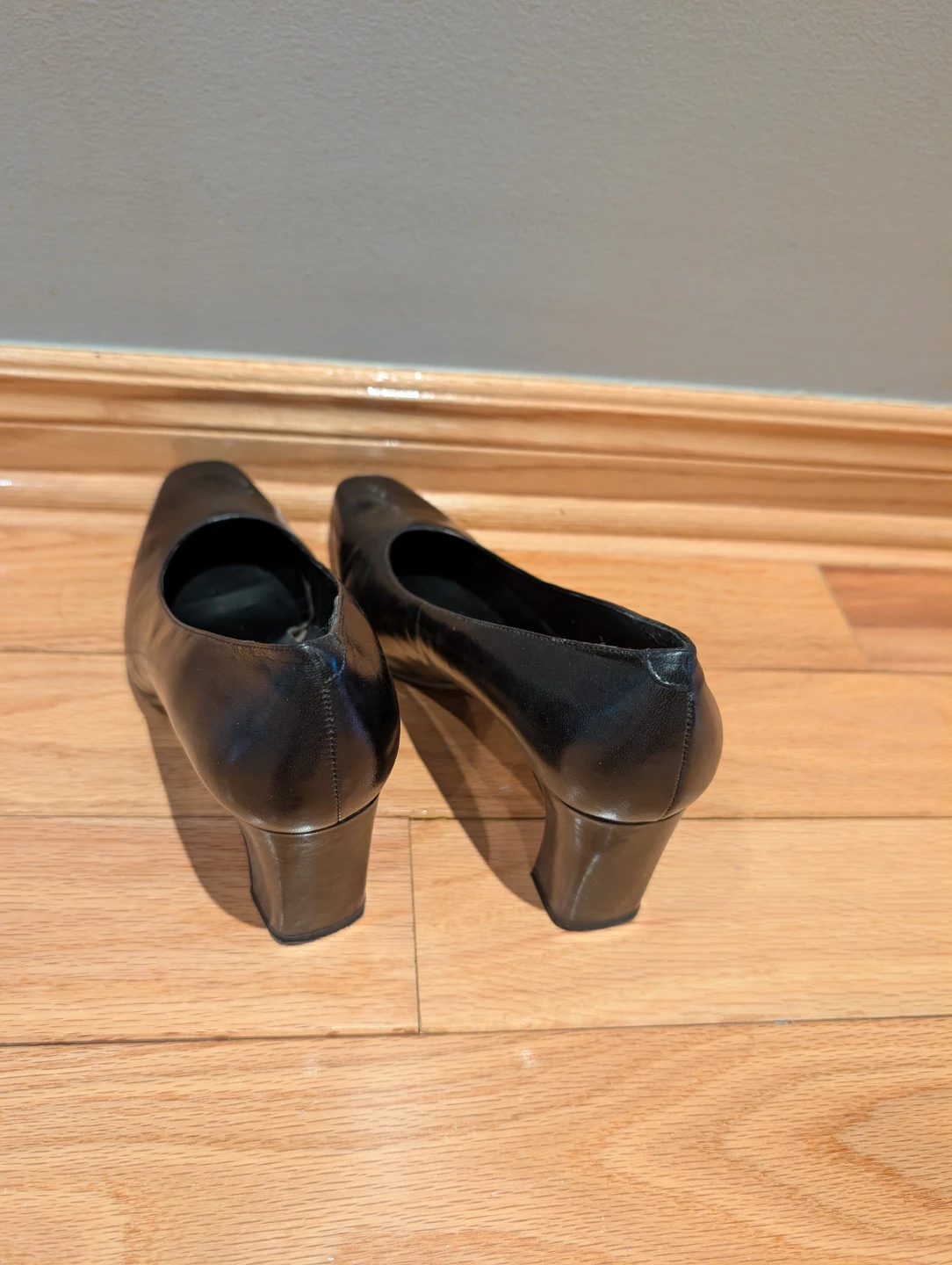 Bandolino Black Leather Block Heels Pumps Size 9M - photo 2