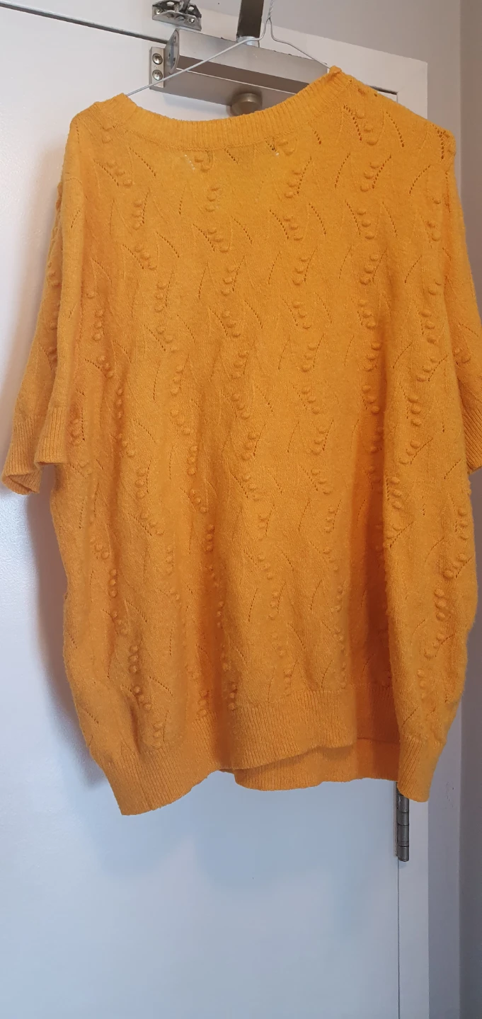 Yellow Short Sleeve Knit Sweater - photo 2