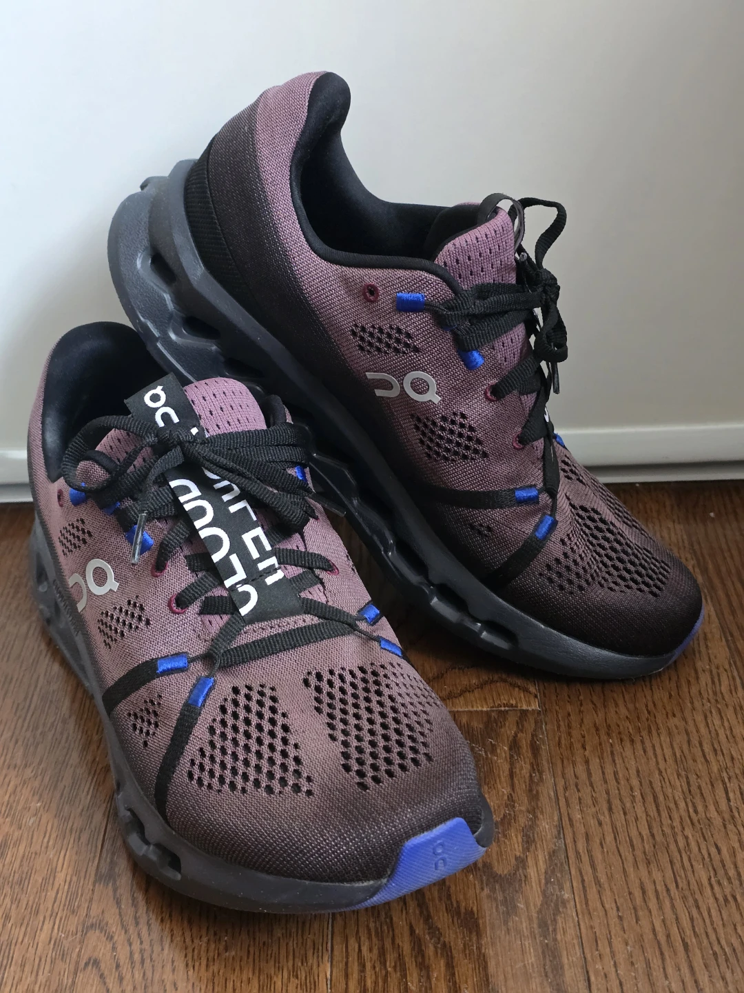 On Cloudsurfer Running Shoes - Men's US size 9.5