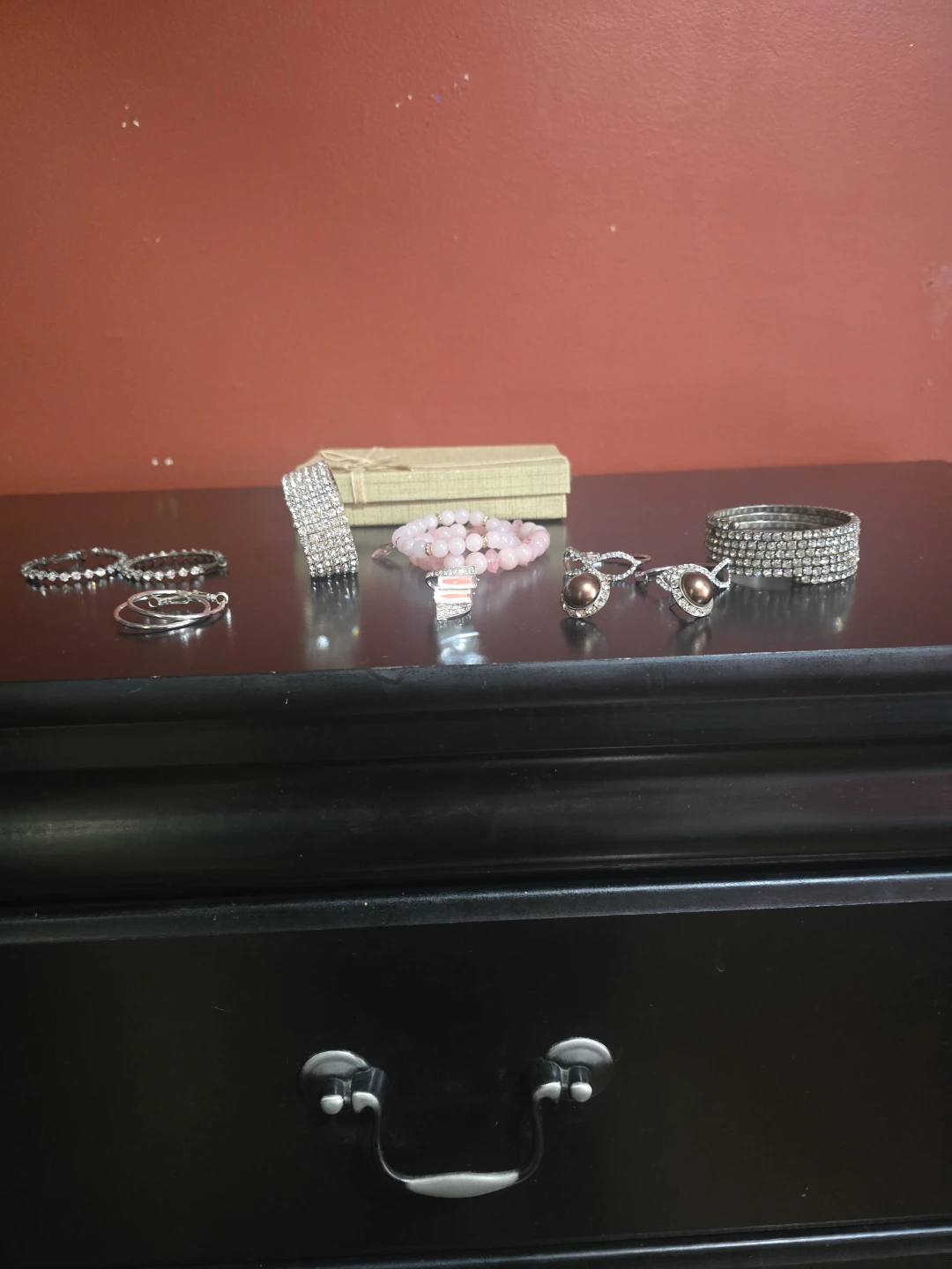 Assorted Women's Fashion Jewelry Set