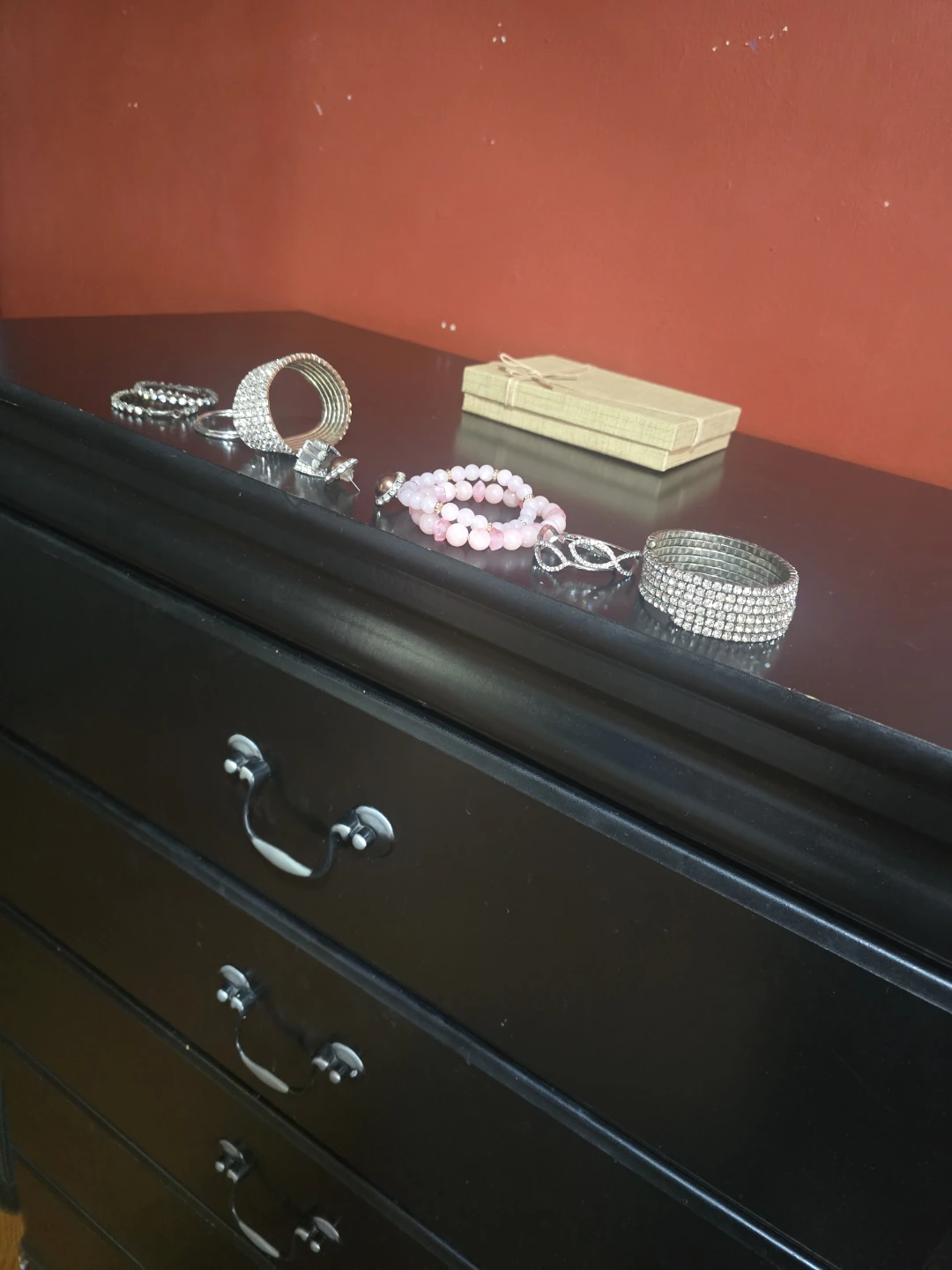 Assorted Women's Fashion Jewelry Set - photo 2