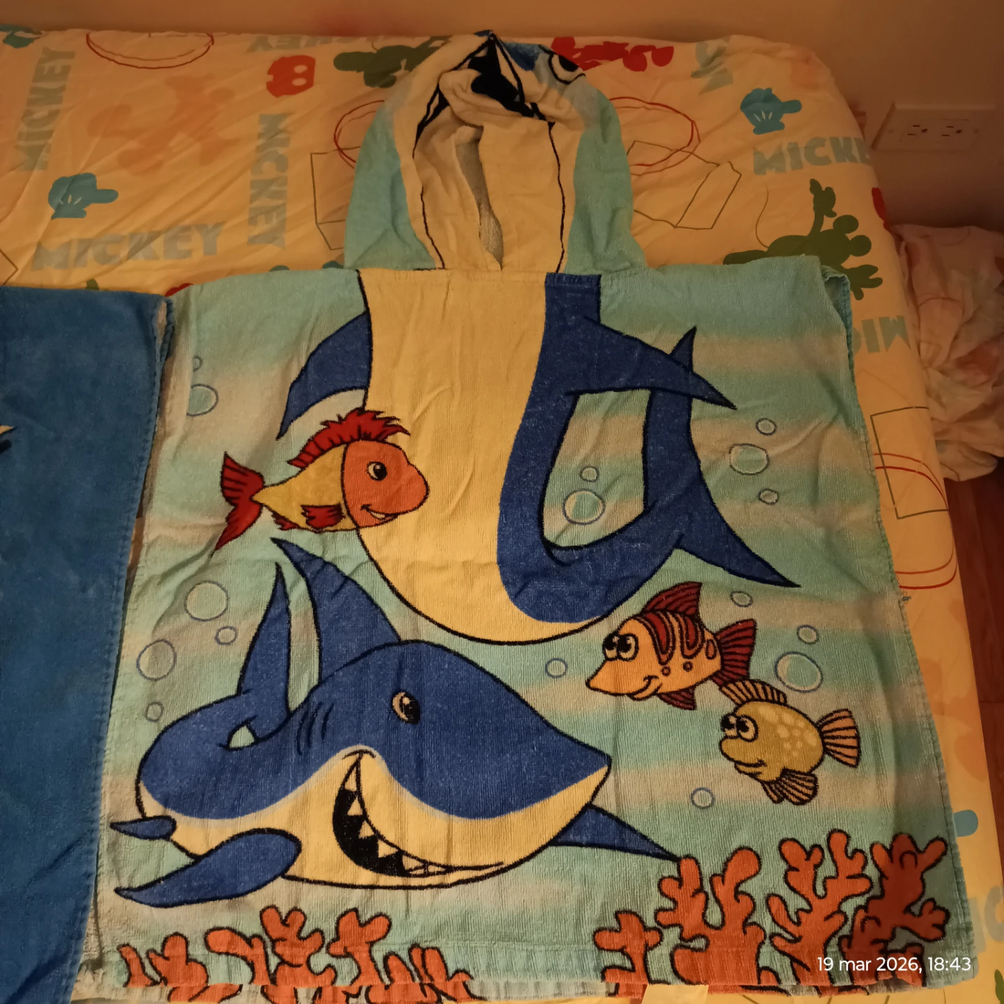 Kids Hooded Towel Poncho Shark & Fish Design
