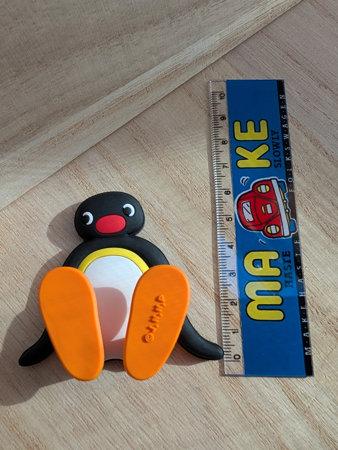 Pingu pinga Figurines (Set of 2) cable manager new never used - photo 2