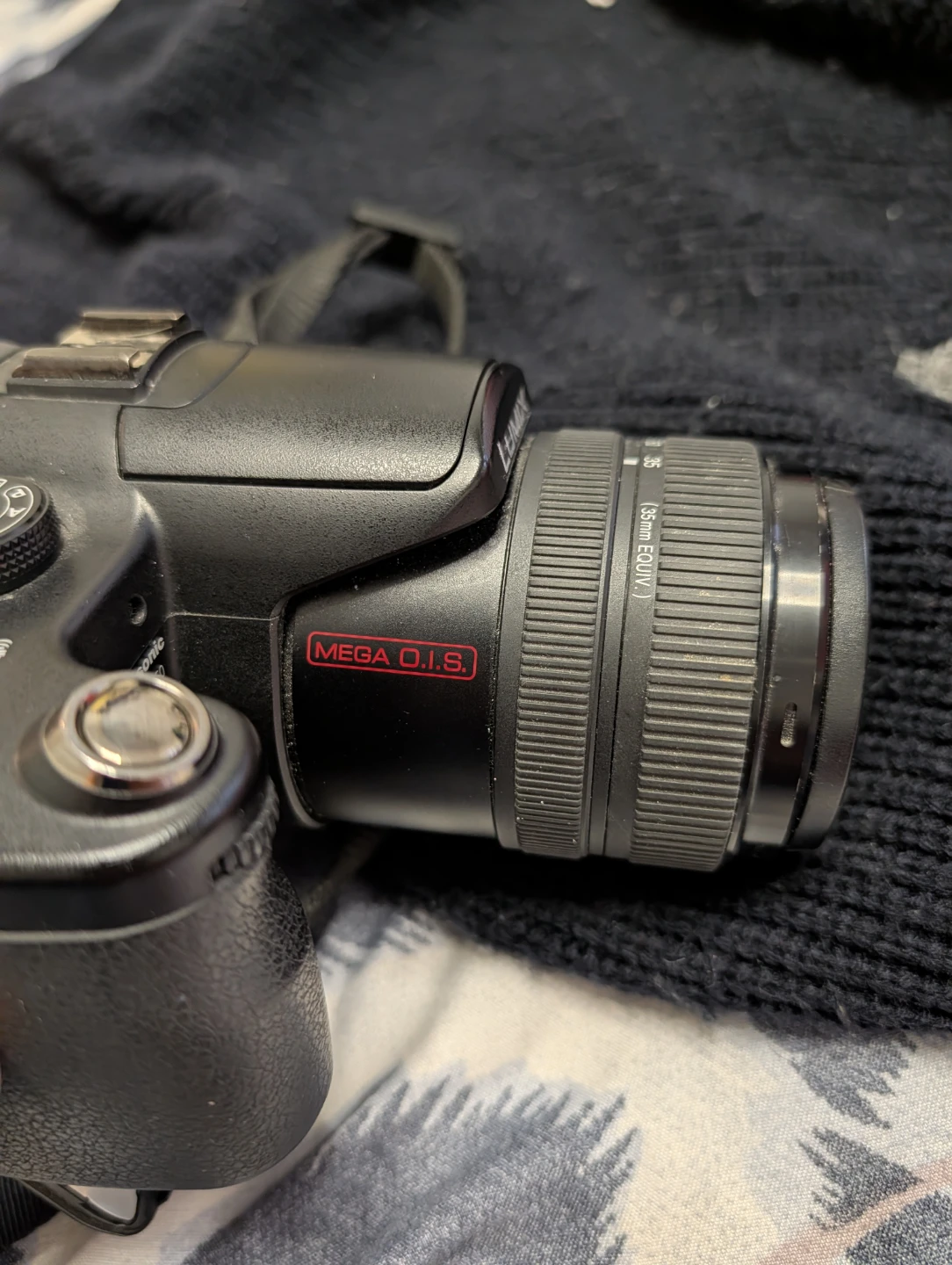 Panasonic Lumix DMC-FZ50 Digital Camera - photo 5