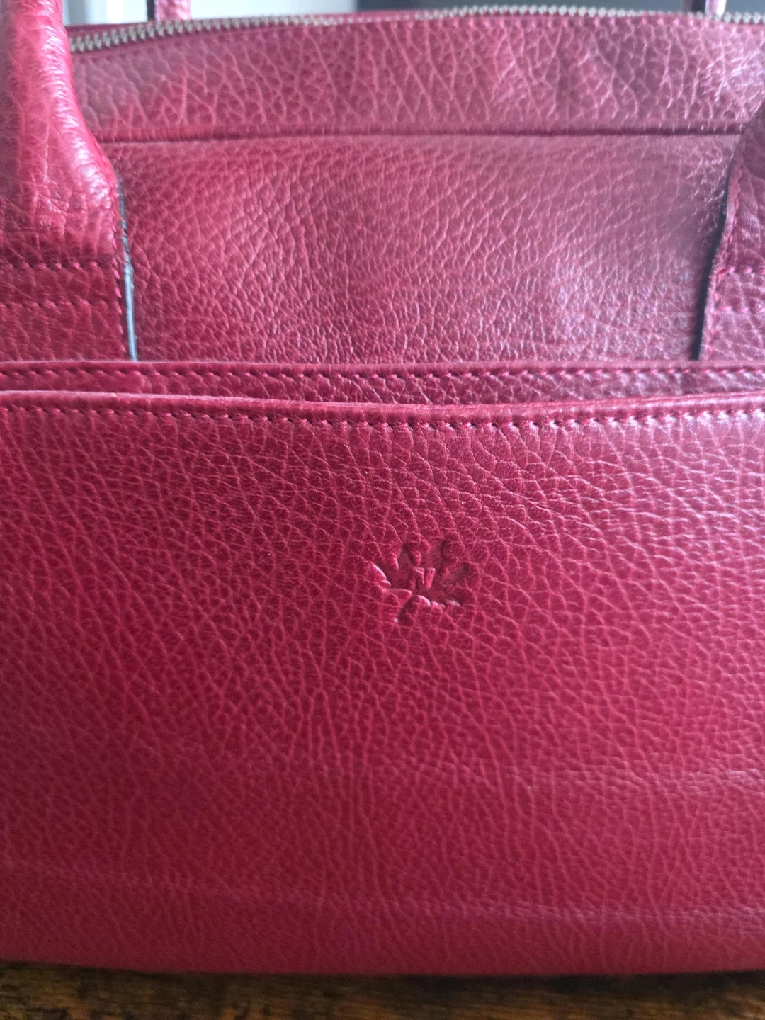 MOVING SALE- Novin Leather Laptop Briefcase - photo 3