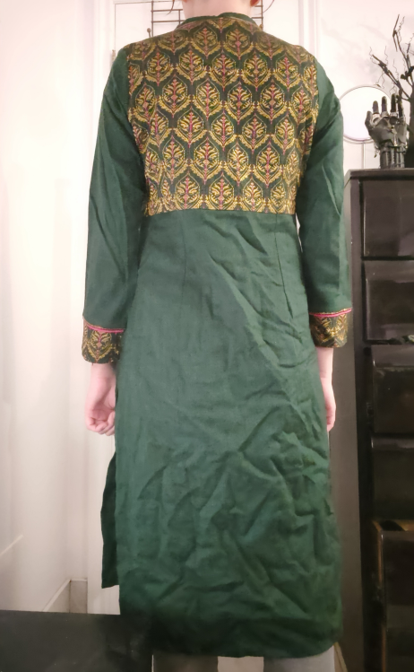 Green Kurta / Dress With Intricate Details - photo 2