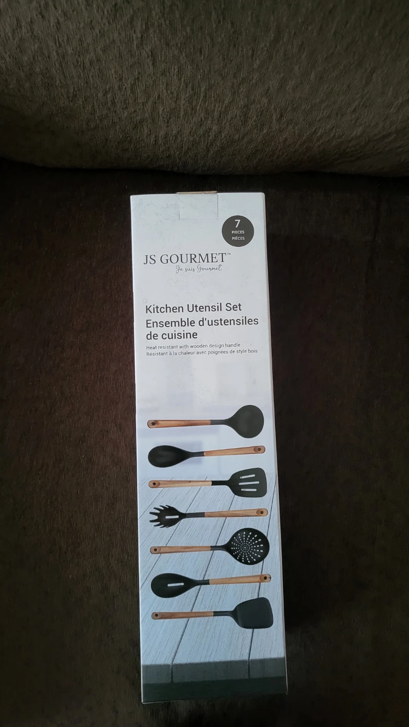JS Gourmet 7-Piece Kitchen Utensil Set with Wooden Handles