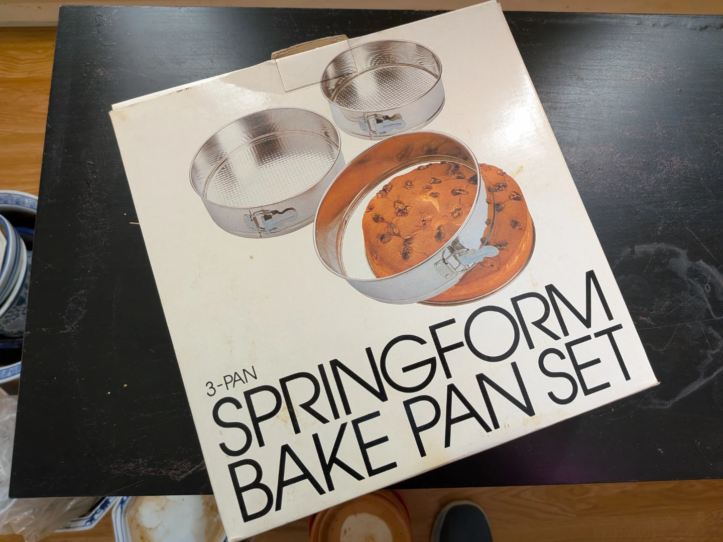 New 3-Pan Springform Bake Pan Set - photo 4