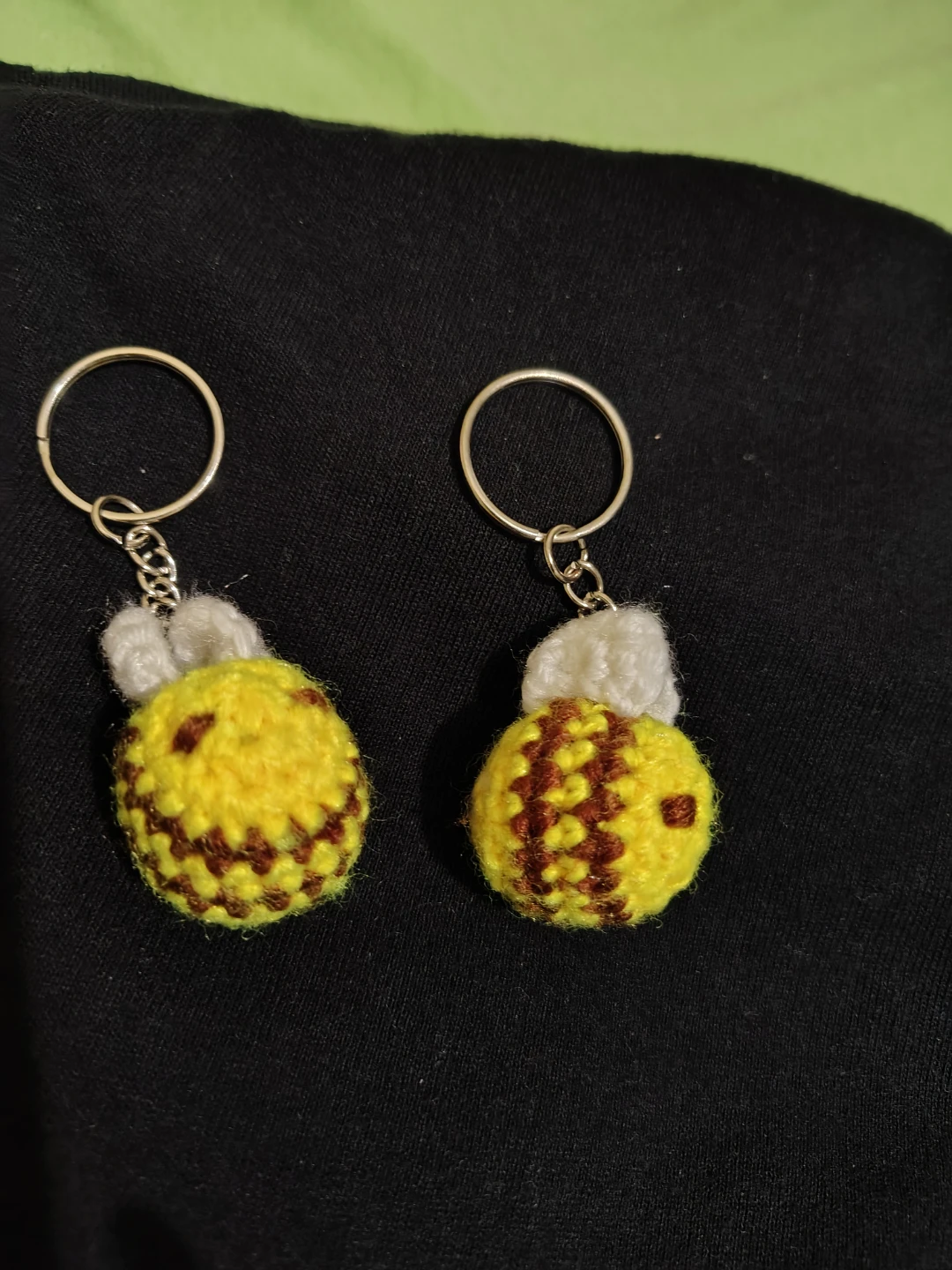 Handmade Crochet Bee keychain - photo 2