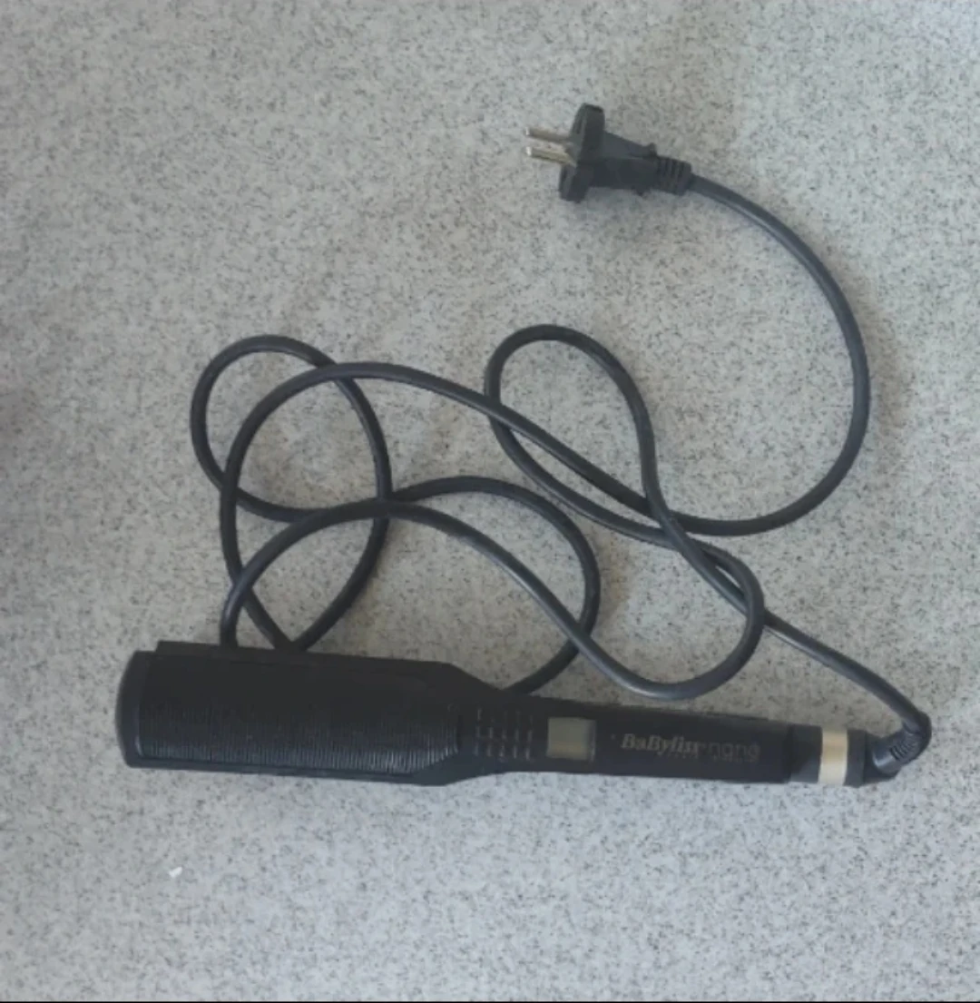 BaBylissPRO Nano Titanium Straightener