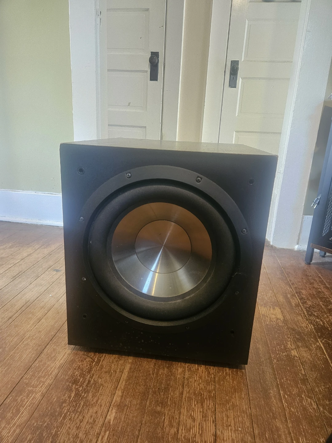 Formula F-12 Powered Subwoofer