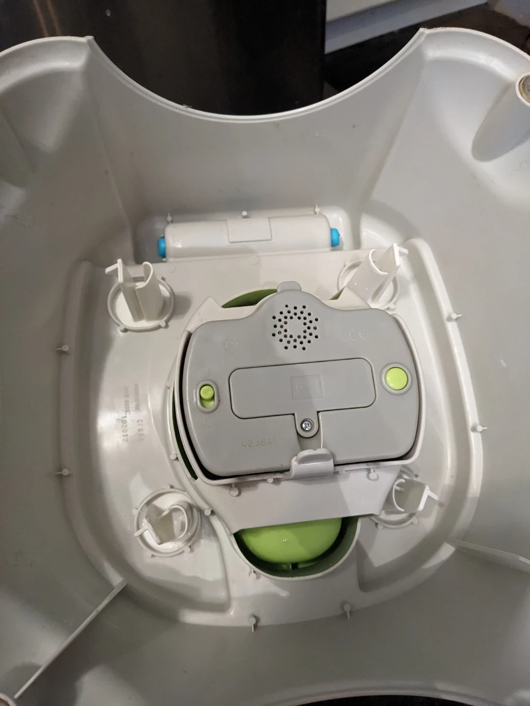 Fisher-Price Learn-to-Flush Potty with Musical Rewards - photo 5
