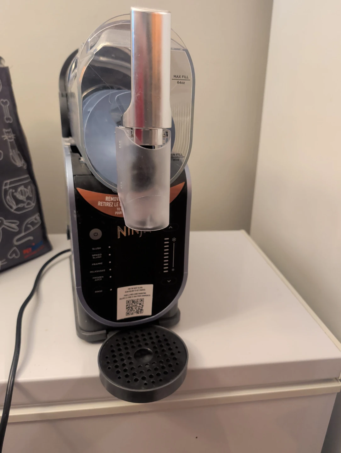 Ninja SLUSHi 88 oz. Professional Frozen Drink Maker