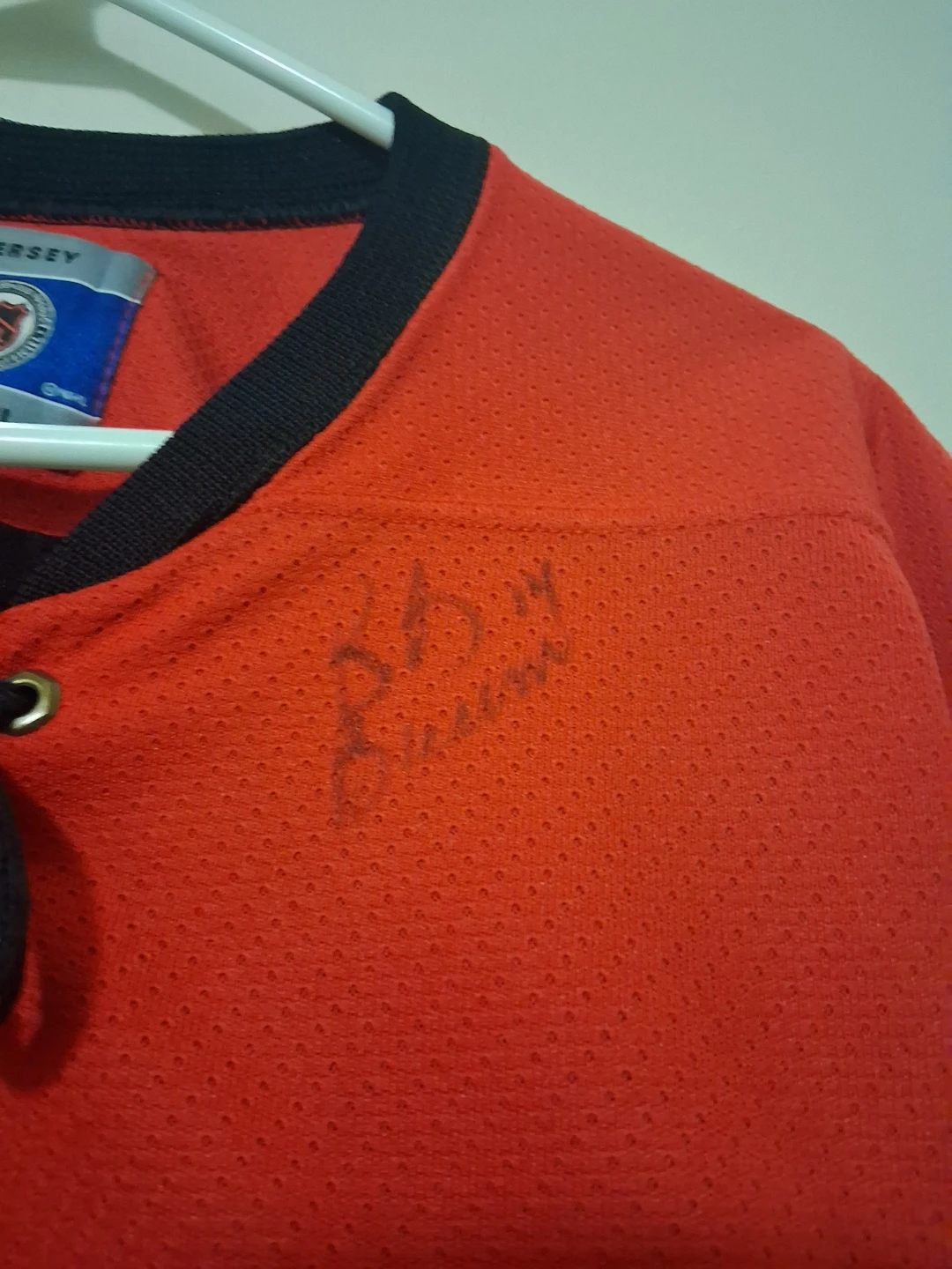 Calgary Flames CCM Hockey Jersey - Size Medium - photo 2