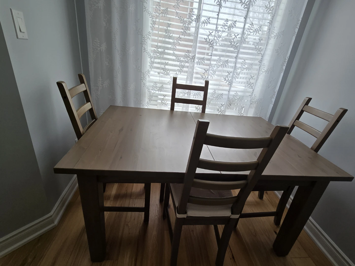 Transformer Wooden Dining Table and 6 Chairs
