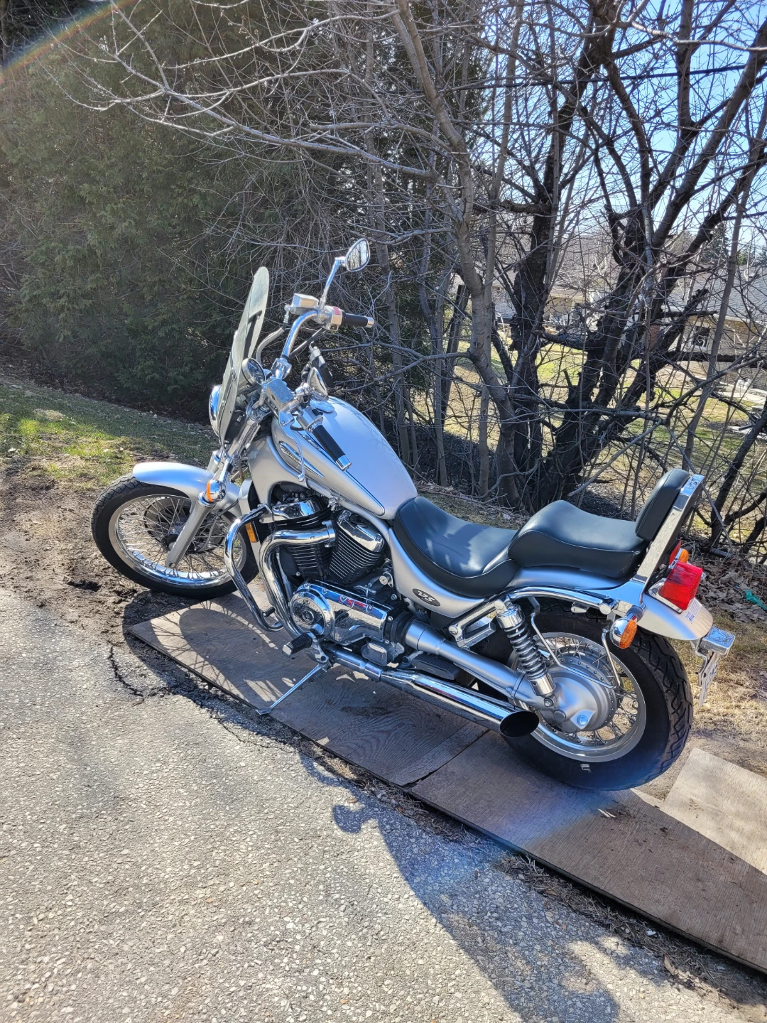 Silver Suzuki Motorcycle 2003 VS800 GL Intruder - photo 2