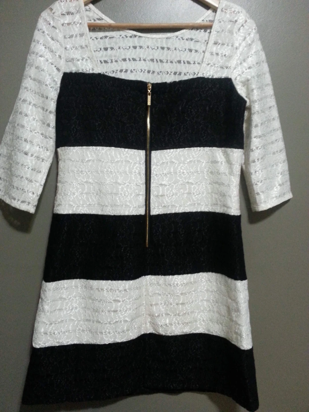 Jessica Simpson Striped Lace Dress - photo 2