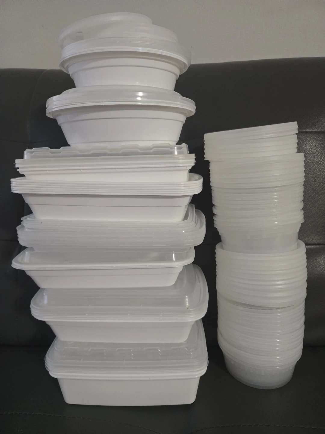 Assorted White Takeout Containers and Lids