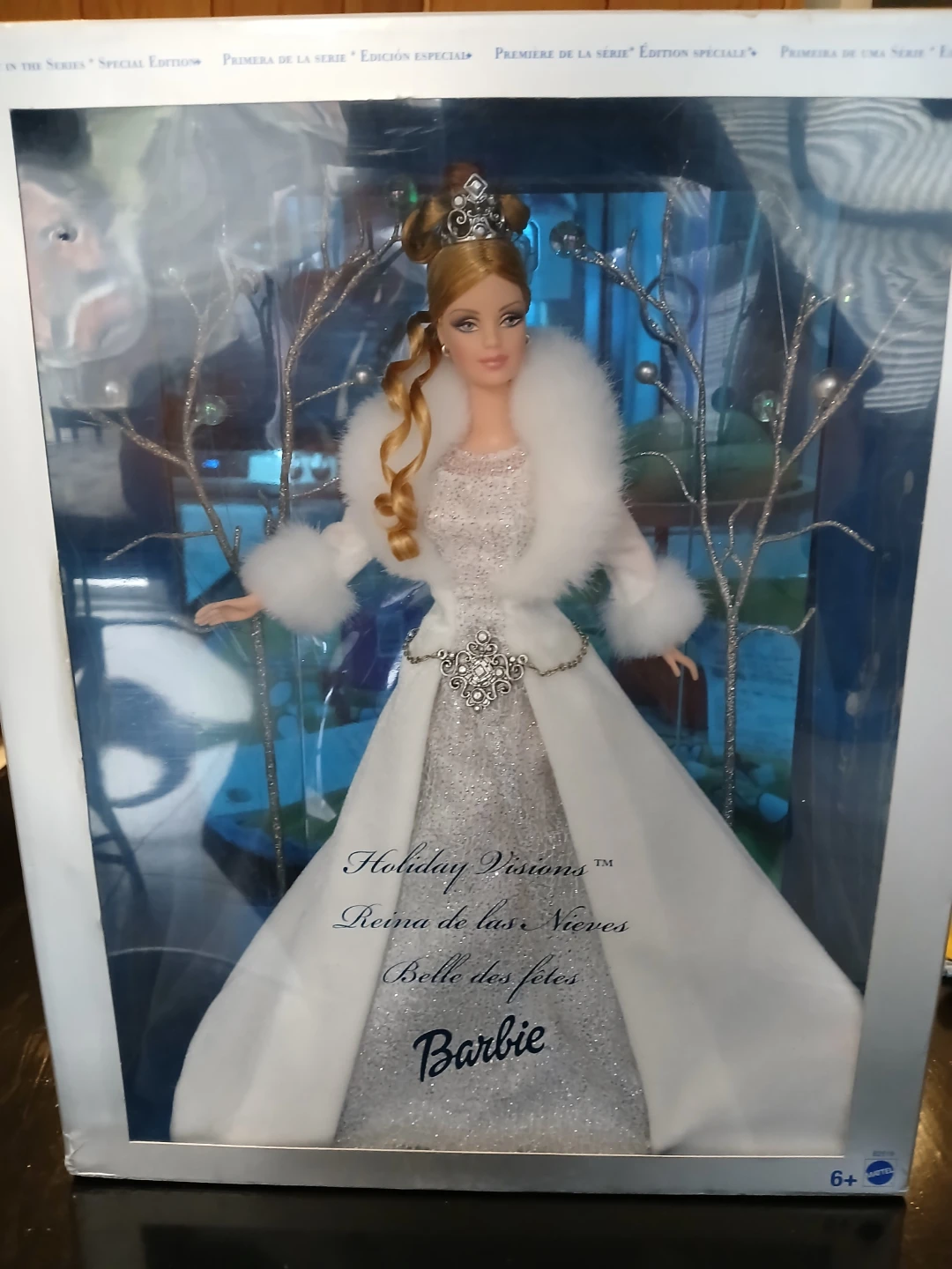 Barbie Holiday Visions Doll - photo 2