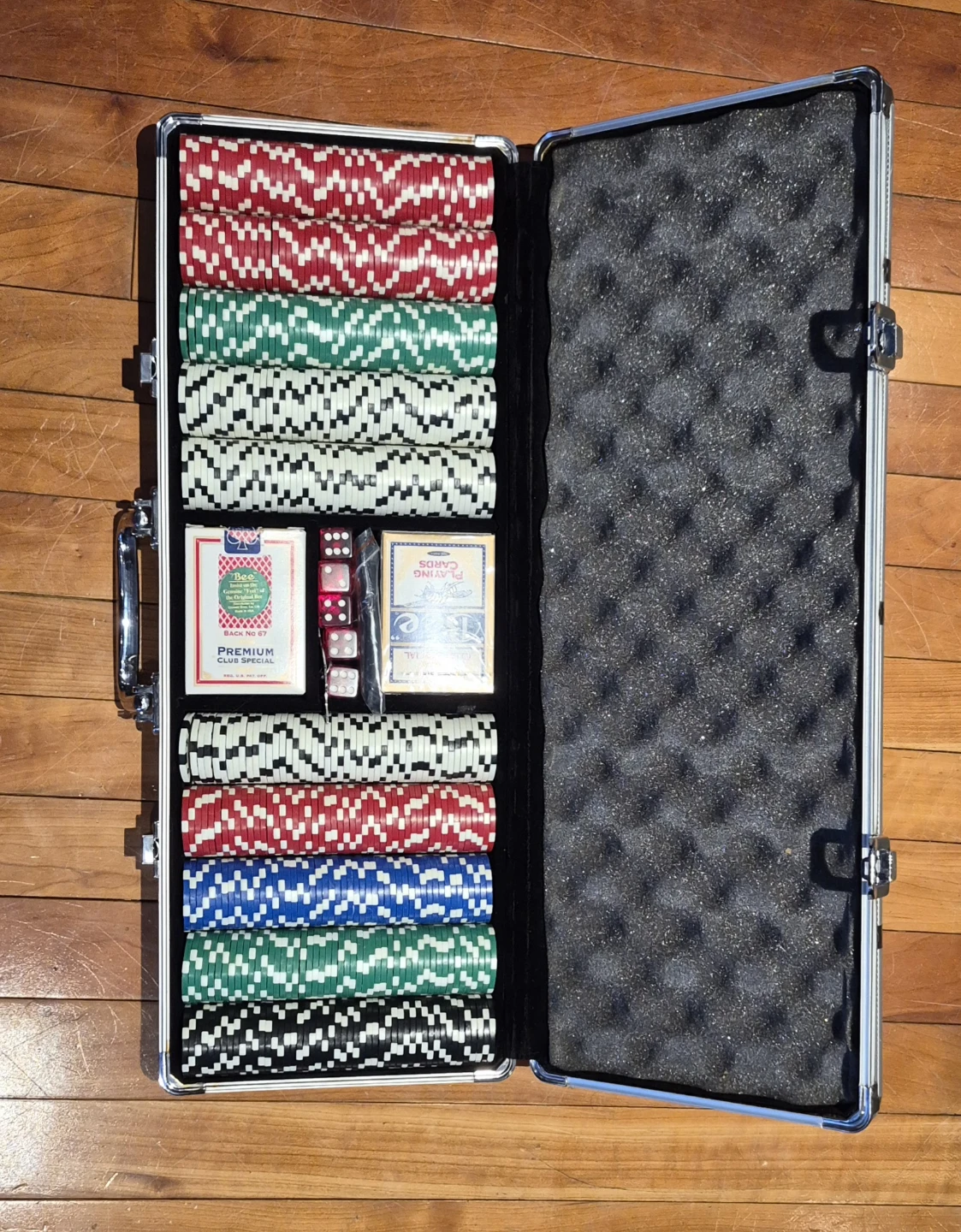 Poker Chip Set with Case and Cards